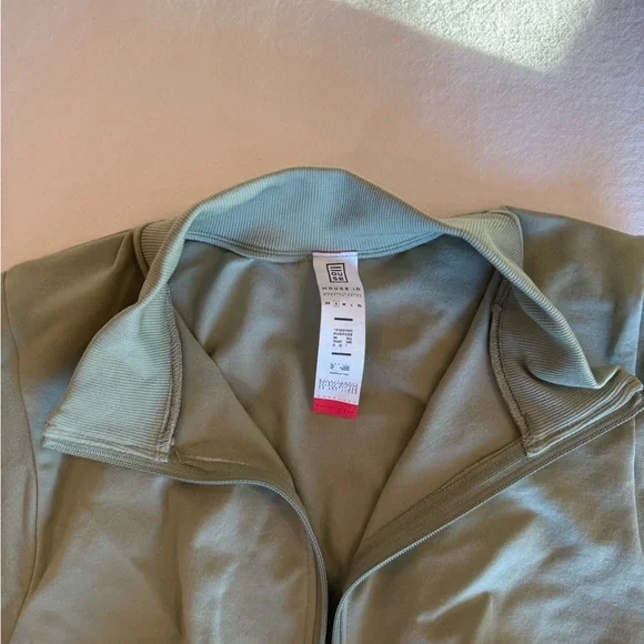 House ID Matching Workout Set - Picture 4 of 4